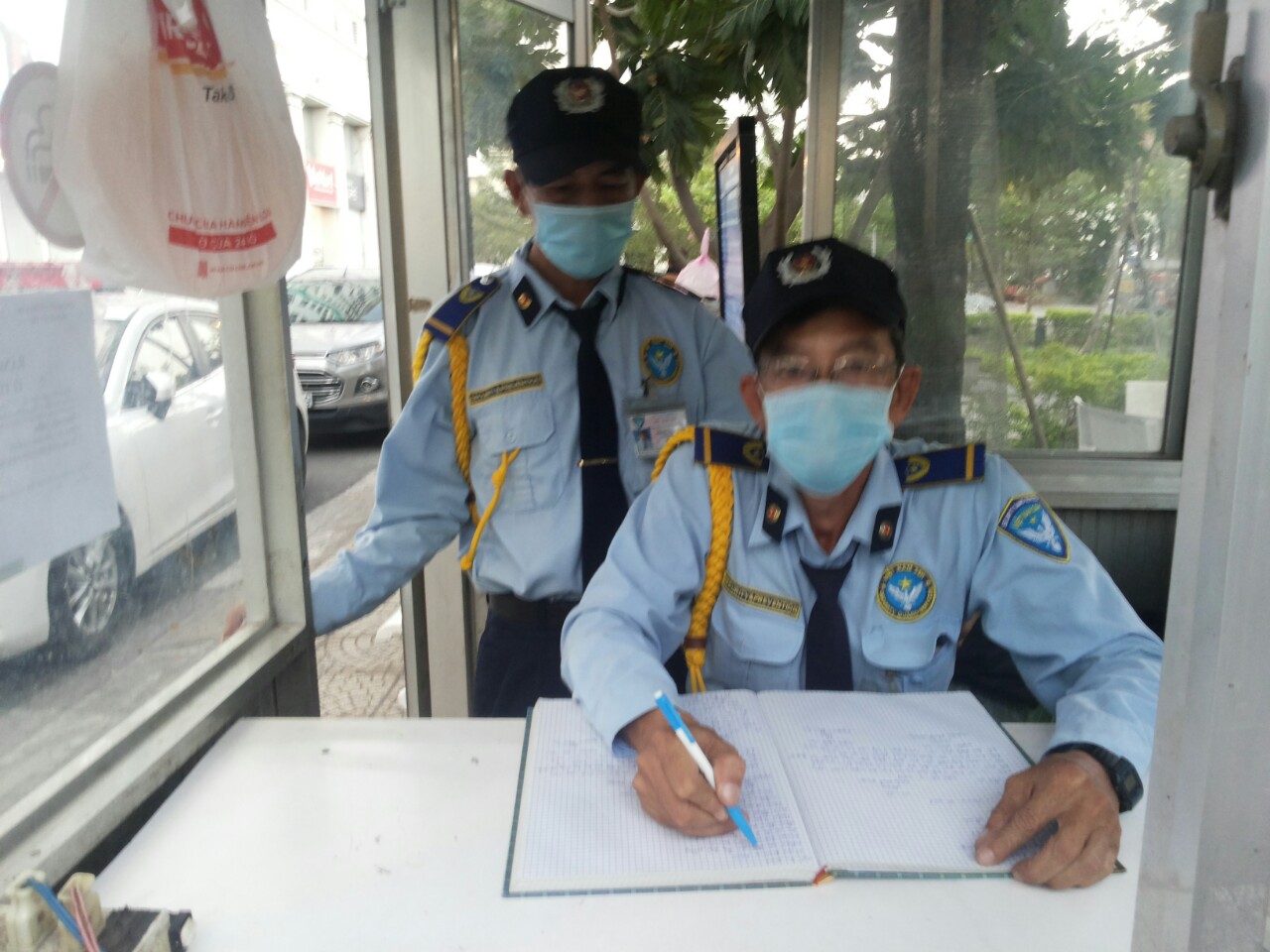 Building Security and communication of Guard Employee 5
